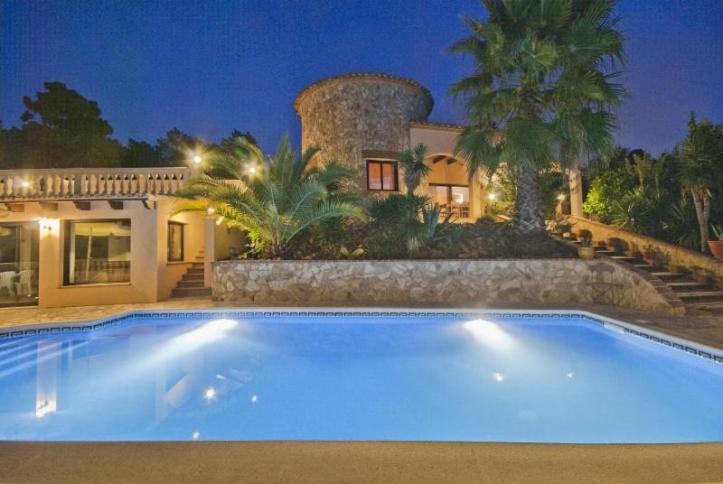 Club Villamar - Nirwana Villa *