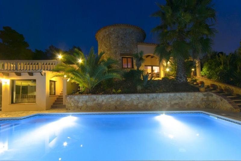 Club Villamar - Nirwana Villa *